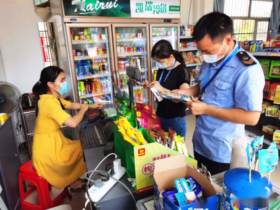 筑牢校園食品安全防線 嚴查問題食品銷售，把好進口關