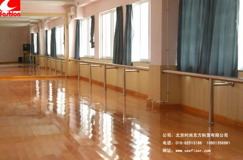 體驗父母對寶貝的深切關愛 時尚牌卡通復合塑膠地板