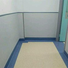 即墨市洋航塑膠制品加工廠 專業(yè)提供環(huán)保PVC標(biāo)、TPR標(biāo)及植膠塑膠地板解決方案