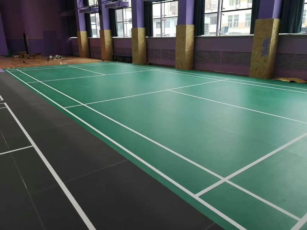 塑膠地板施工 打造專業(yè)羽毛球運(yùn)動地膠場地的關(guān)鍵